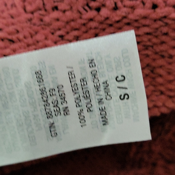 Pullover - Picture 4 of 4